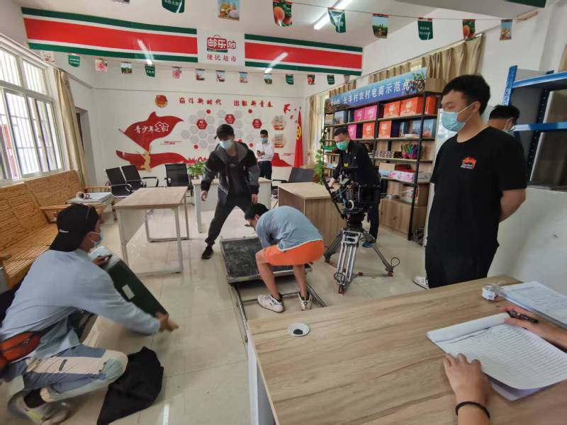 临桂区广告片拍摄公司：极简主义践行者，少即是多的视觉哲学